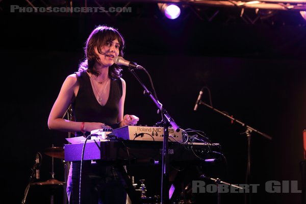 ELISA FLORES - 2023-05-22 - PARIS - La Boule Noire - 